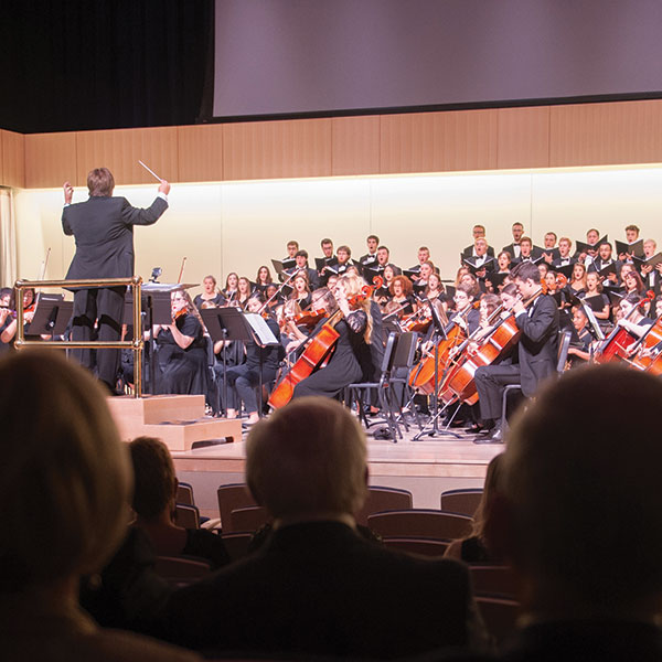 Jack Allocco conducting during the Glazer Gala